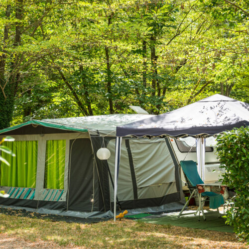 Poolside pitches Poolside pitches